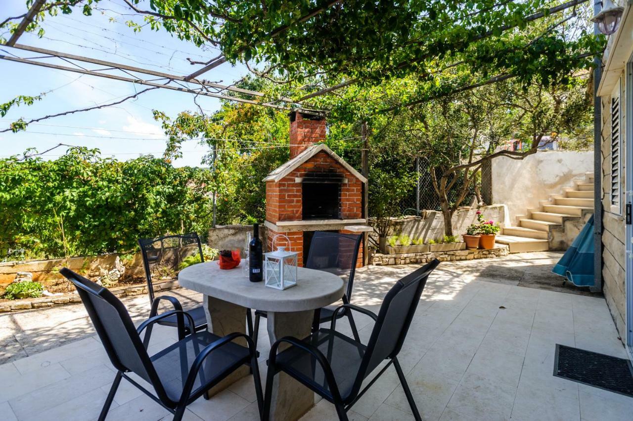 Great View Apartment Sutivan ภายนอก รูปภาพ
